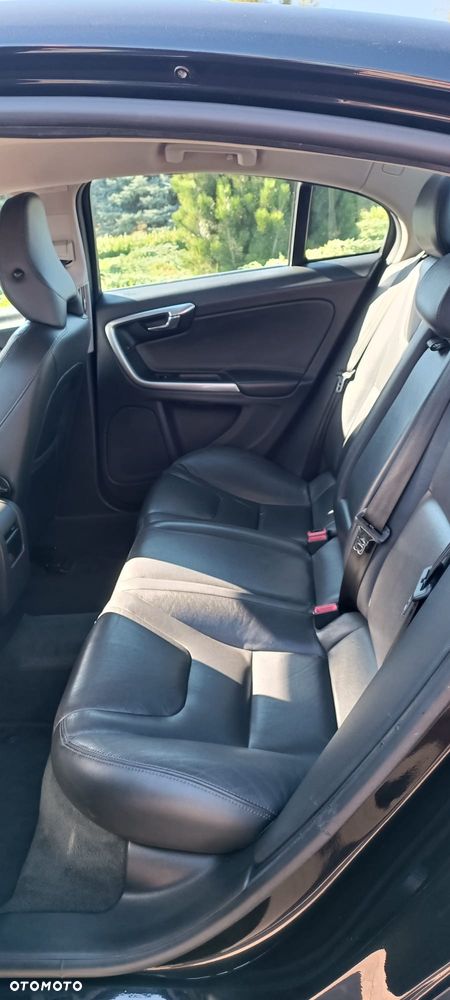 Volvo S60 - 9