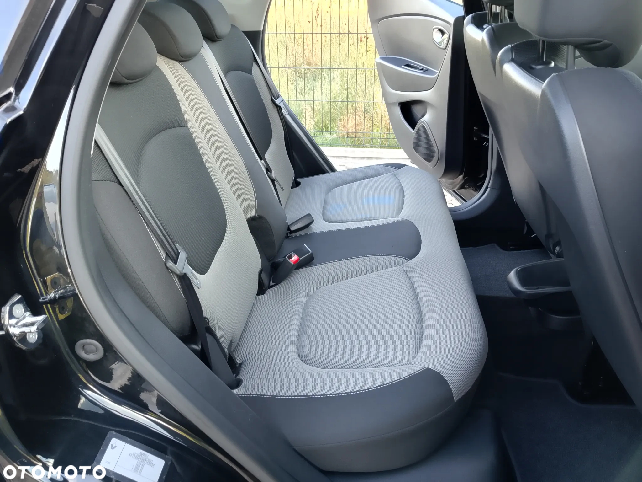 Renault Captur 1.2 Energy TCe Limited EDC - 30