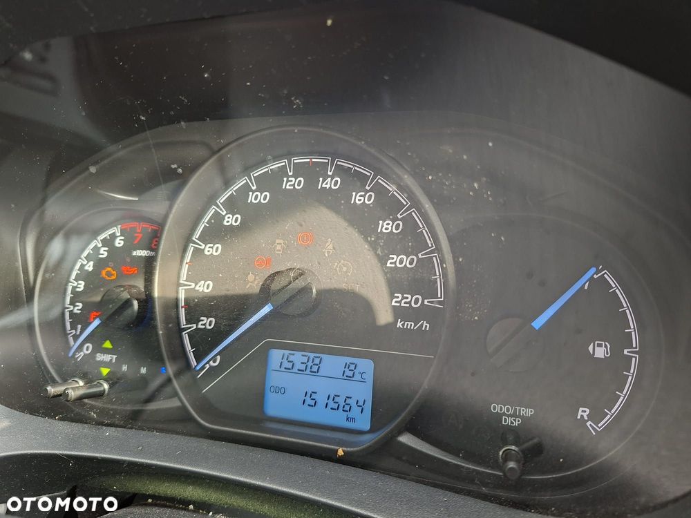 Toyota Yaris - 4