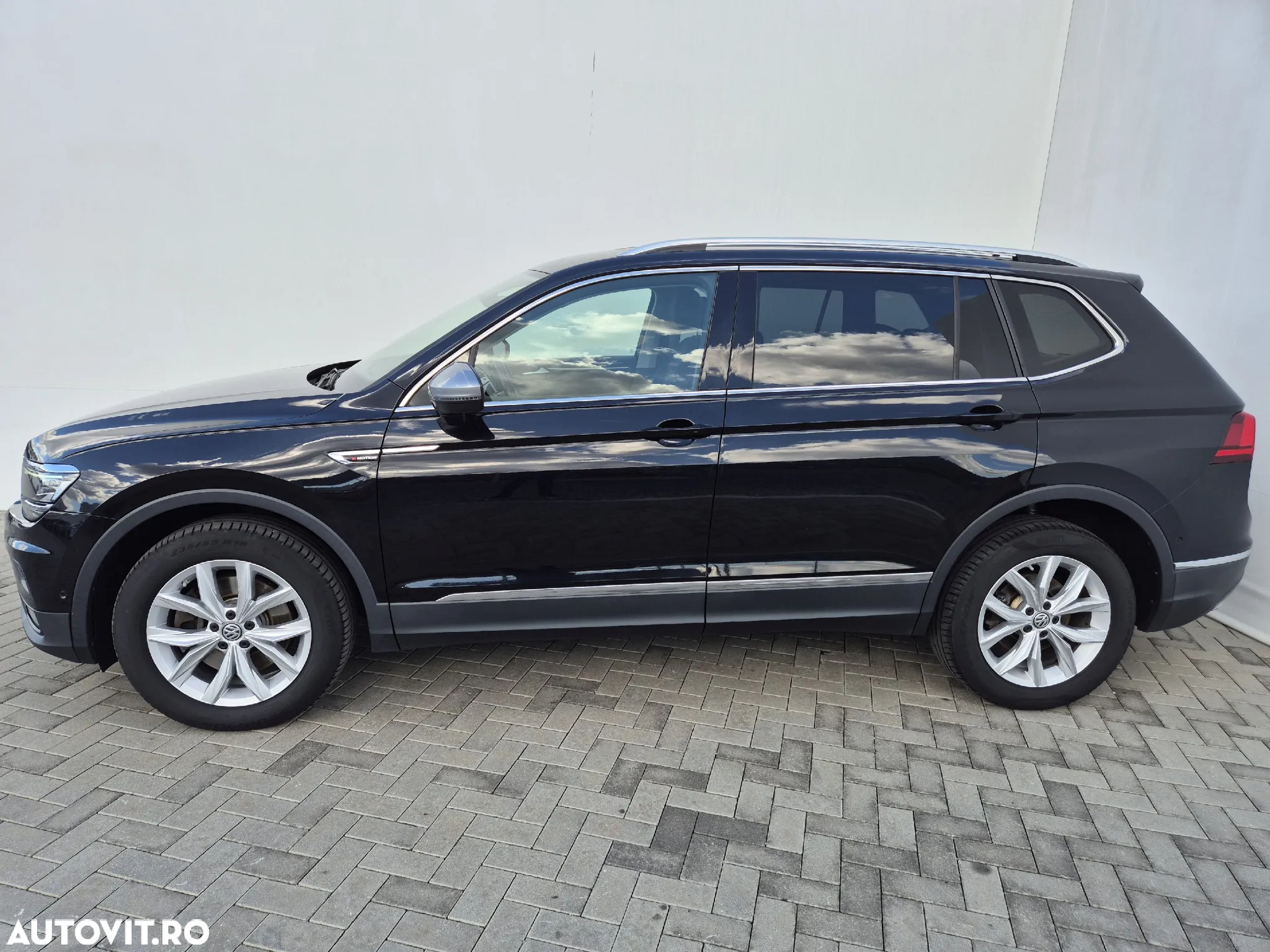 Volkswagen Tiguan 2.0 TDI 4Mot DSG Highline - 2