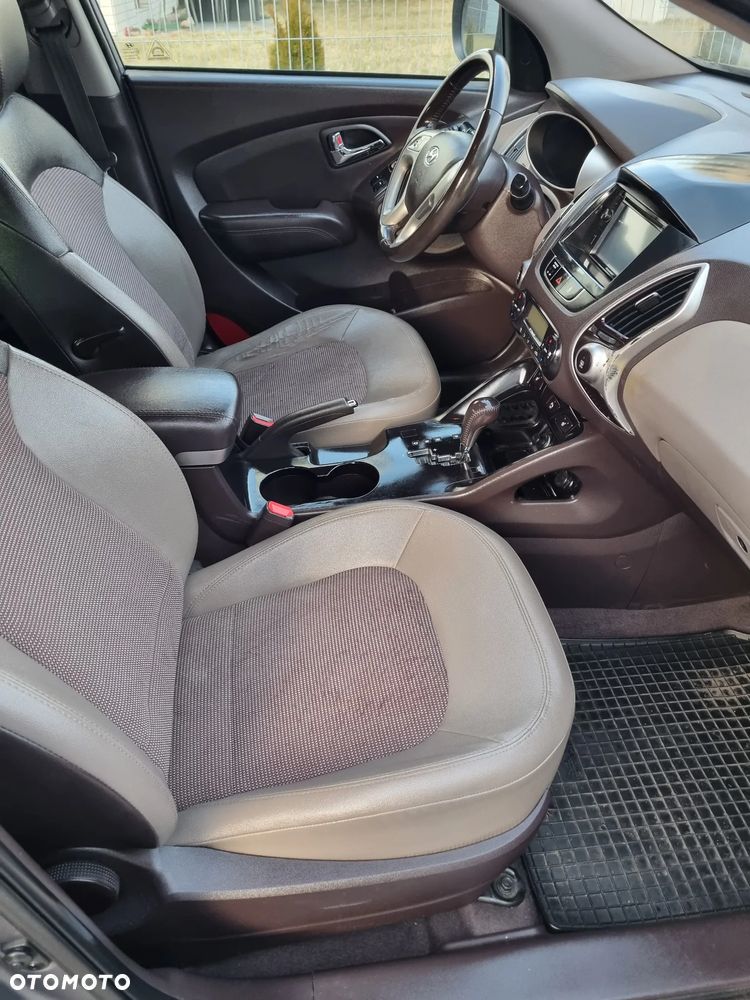 Hyundai ix35 2.0 4WD Automatik Style - 23