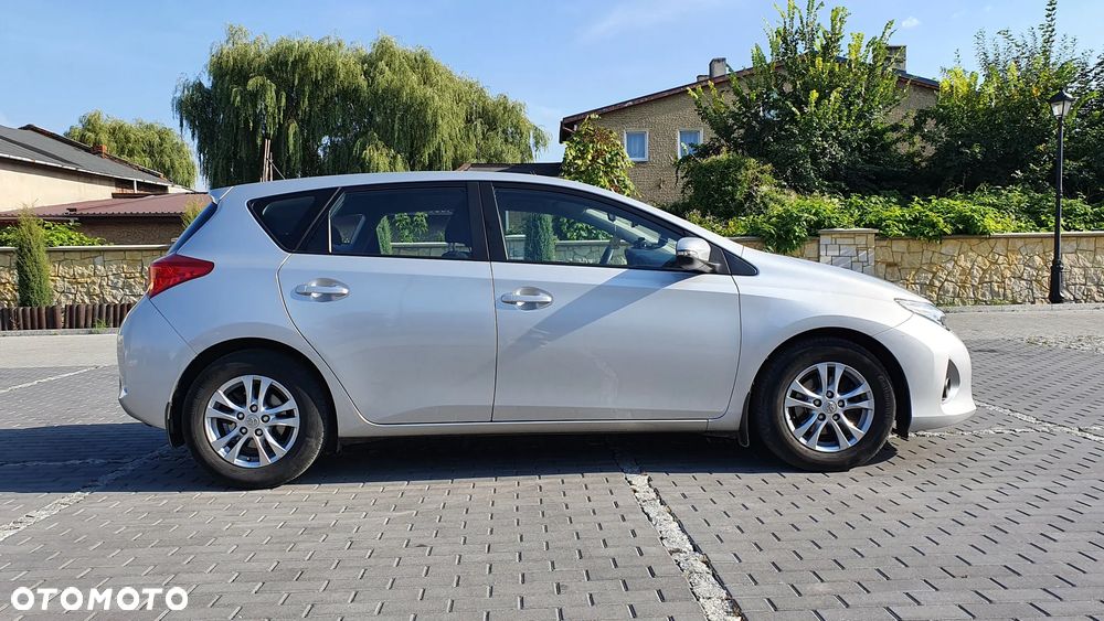 Toyota Auris 1.33 VVT-i Active - 3