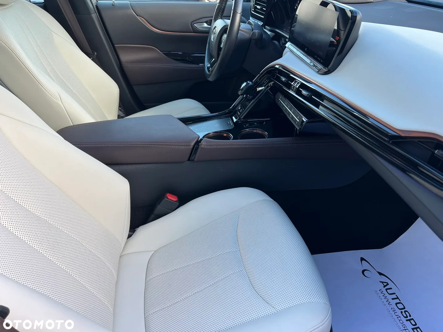 Toyota Mirai Prestige - 11