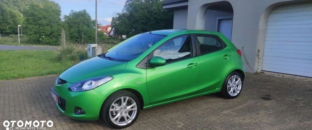 Mazda 2 - 3