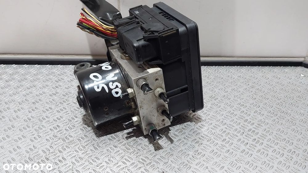 POMPA ABS VOLVO V50 2,5 T R2005 NR 30736590A - 3