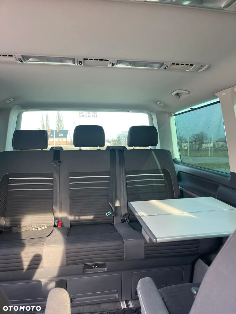 Volkswagen Multivan - 14
