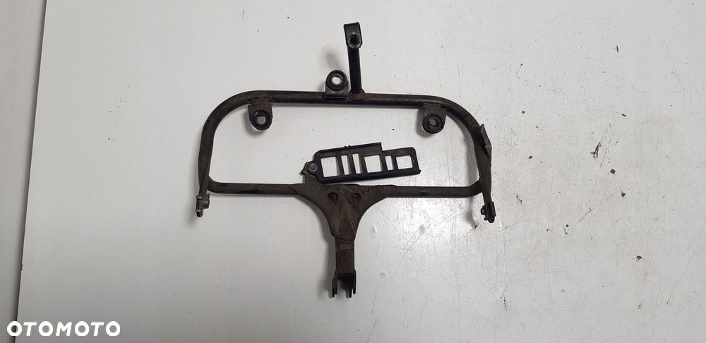 APRILIA PEGASO 650 STELAŻ LICZNIKA - 3