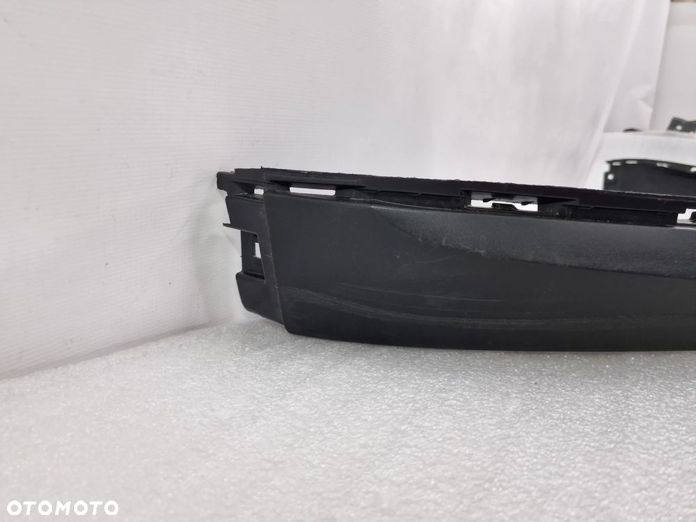 RENAULT CAPTUR II 19- KRATKA ŚRODKOWA ZDERZAKA PRZEDNIEGO PRZÓD / SPOJLER POD ZDERZAK PRZEDNI PRZÓD , NR 620260503R , NR AUKCJI KR405 - 2