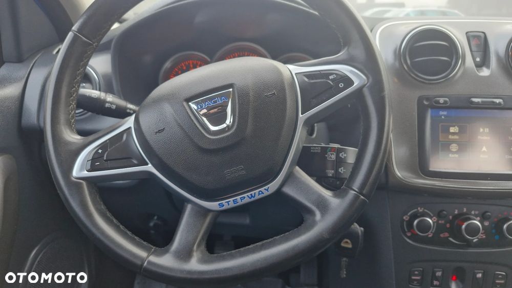 Dacia Sandero dCi 90 S&S Celebration - 18