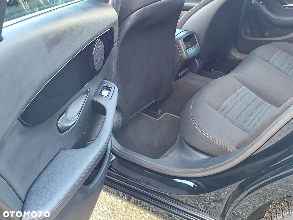 Mercedes-Benz Klasa C - 23