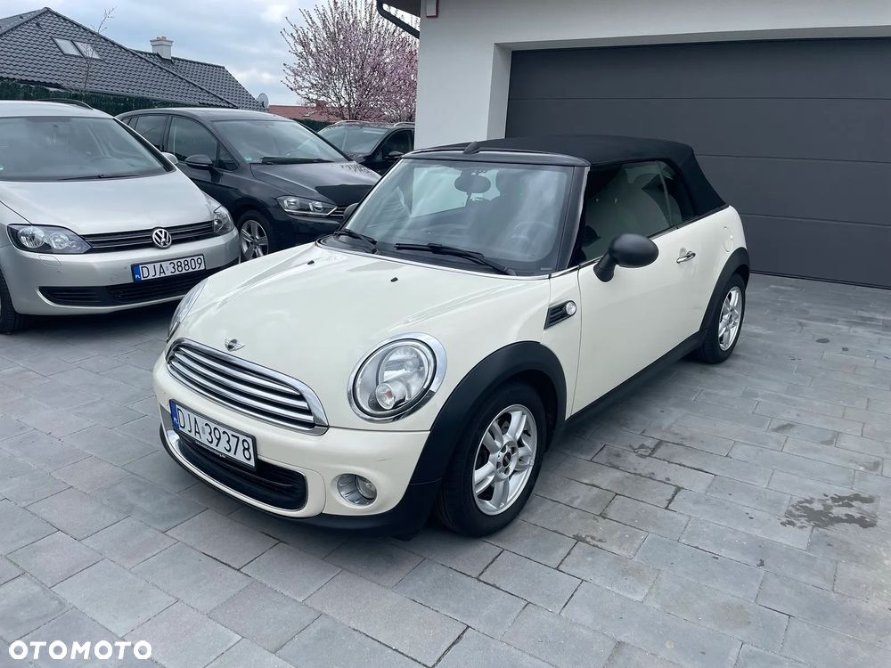 MINI ONE Cabrio - 3
