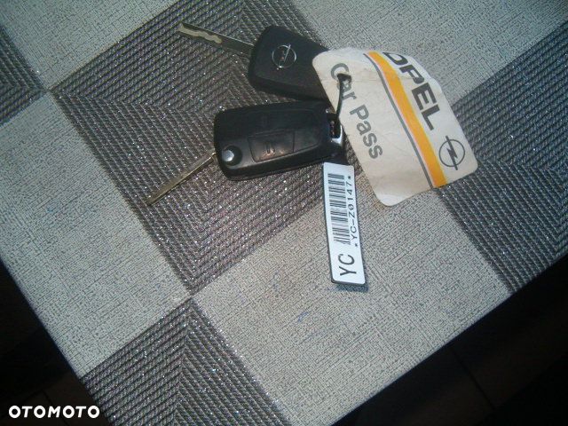 Opel Corsa - 13
