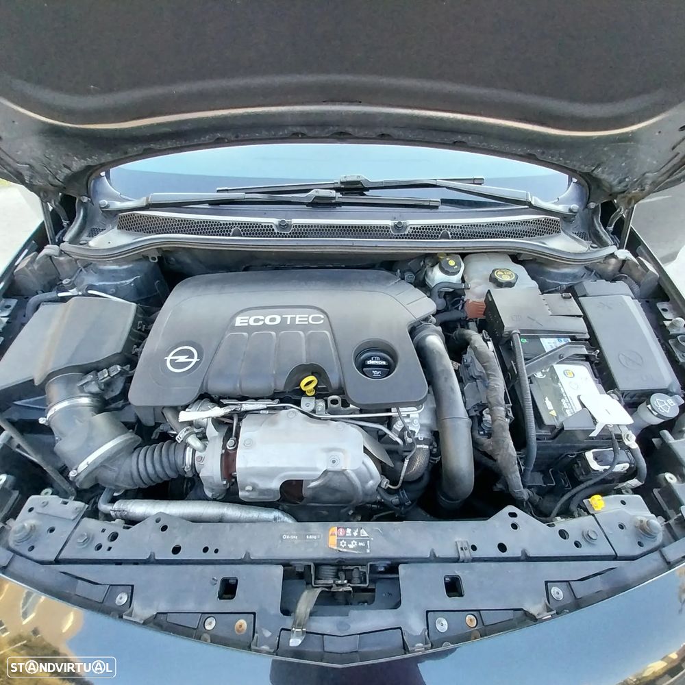 Opel Astra Sports Tourer 1.6 CDTi Executive S/S - 20