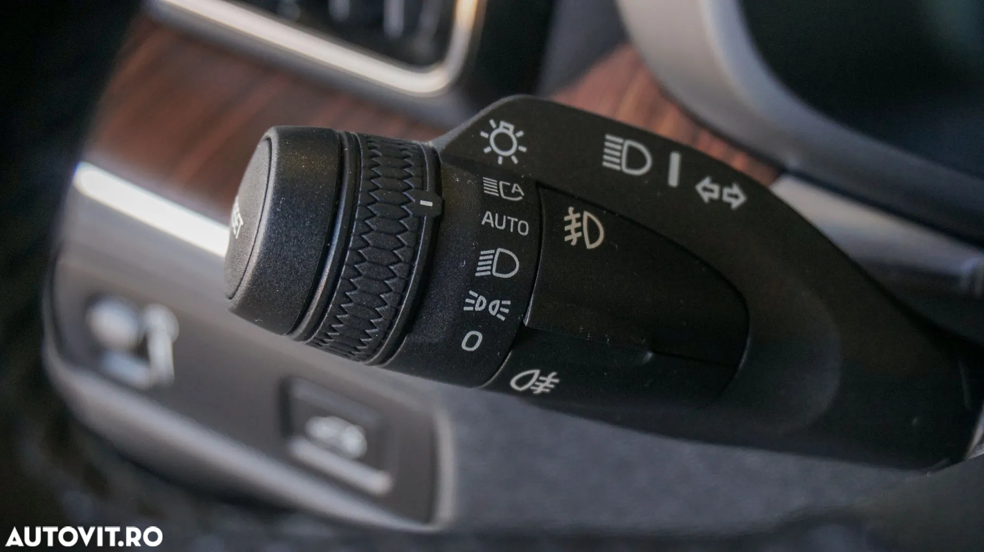 Volvo XC 60 B4 D AWD Geartronic Inscription - 23