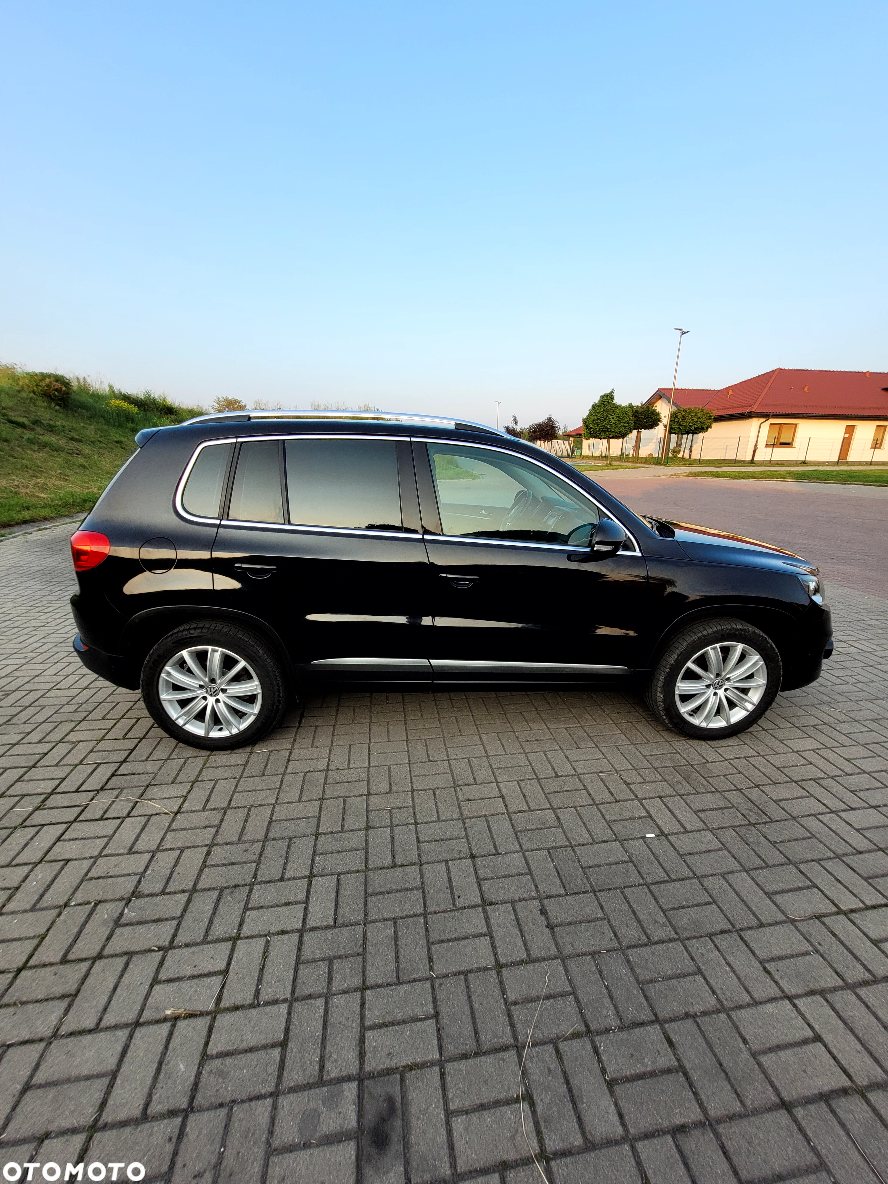 Volkswagen Tiguan 2.0 TDI 4Mot Sport&Style DSG - 8