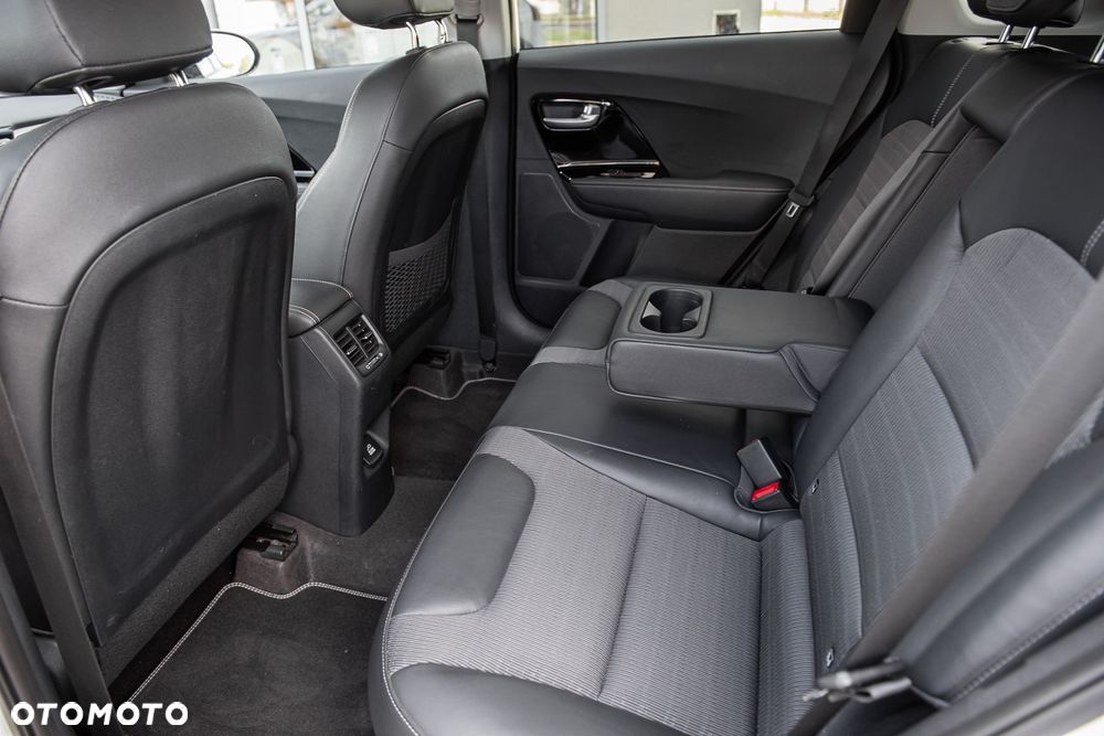Kia Niro - 28
