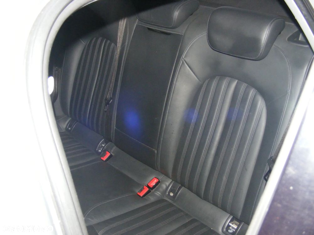 Audi A6 Avant 3.0 TDI Quattro S tronic - 10