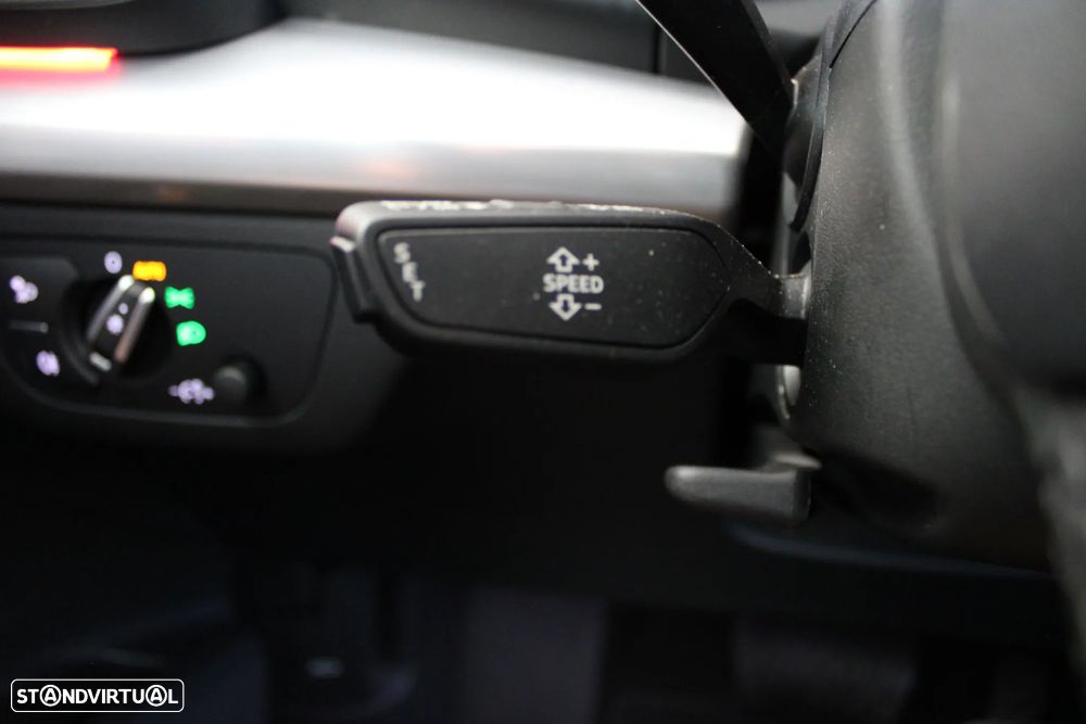 Audi Q5 Sportback 35 TDI Advance S tronic - 23