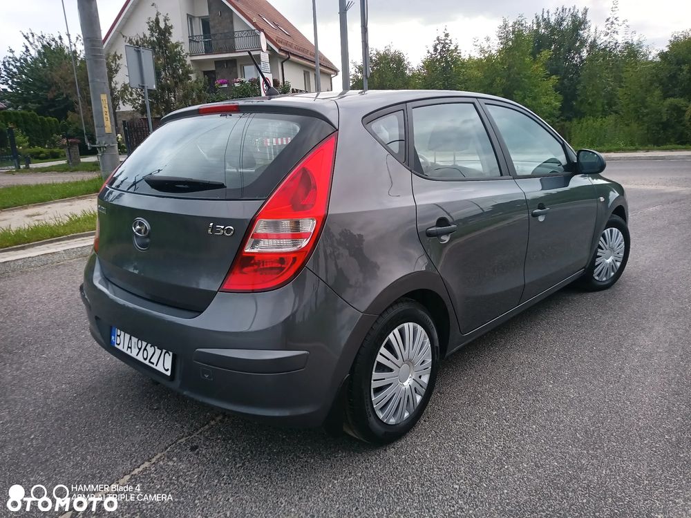 Hyundai i30 1.4 Comfort - 4