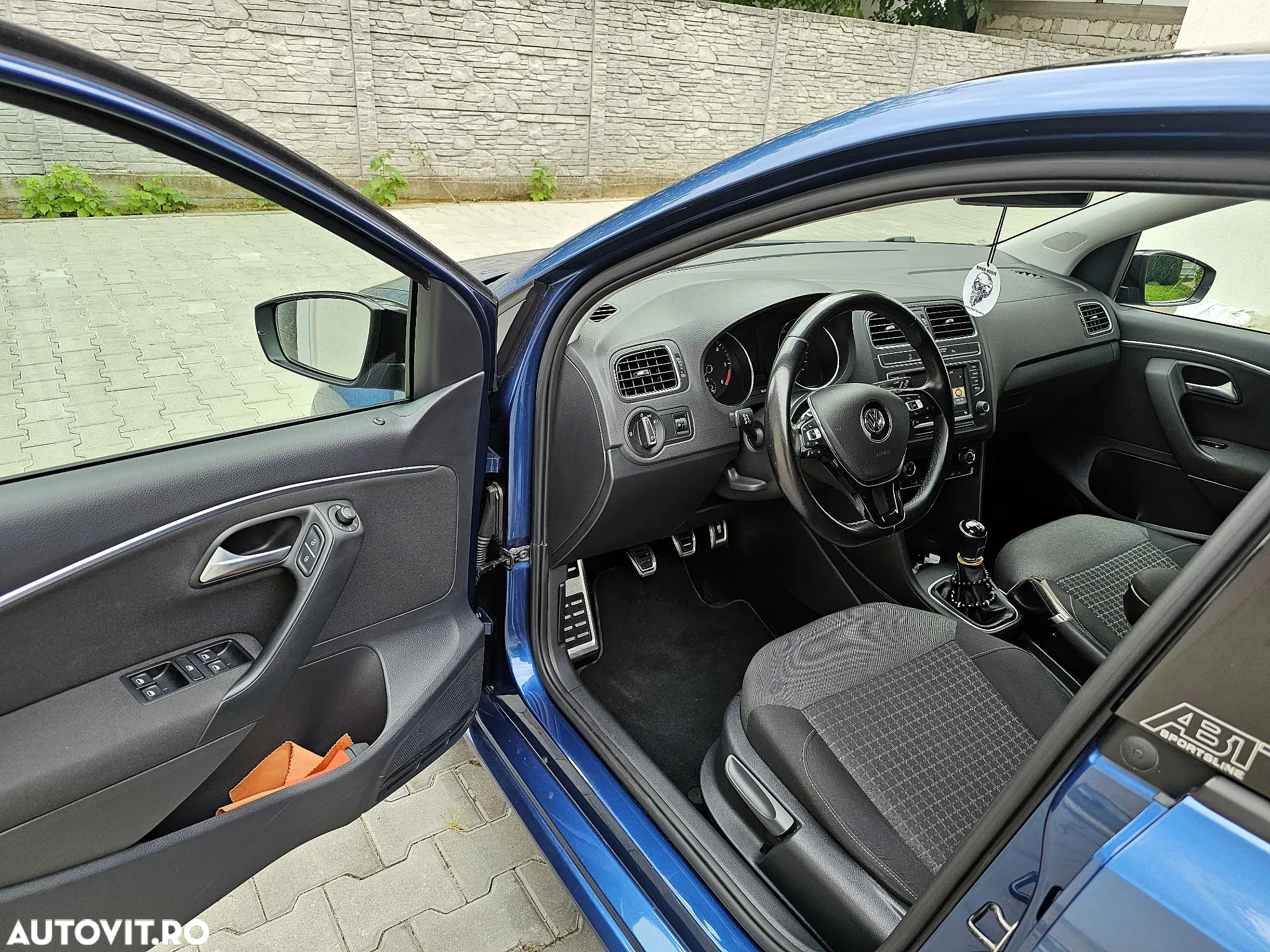 Volkswagen Polo 1.4 TDI (Blue Motion Technology) Highline - 8