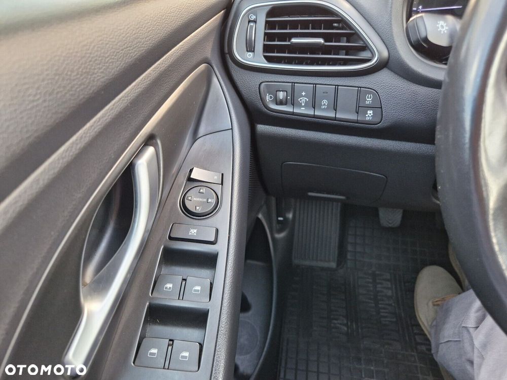 Hyundai i30 1.0 T-GDI Modern - 15