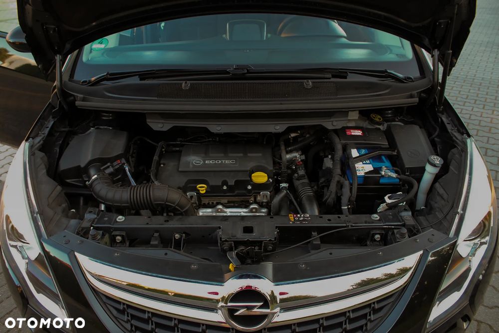 Opel Zafira 1.8 Cosmo - 40