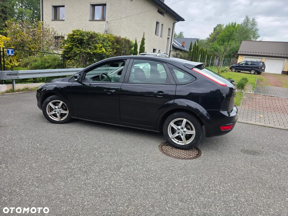 Ford Focus 1.8 Black Magic - 34