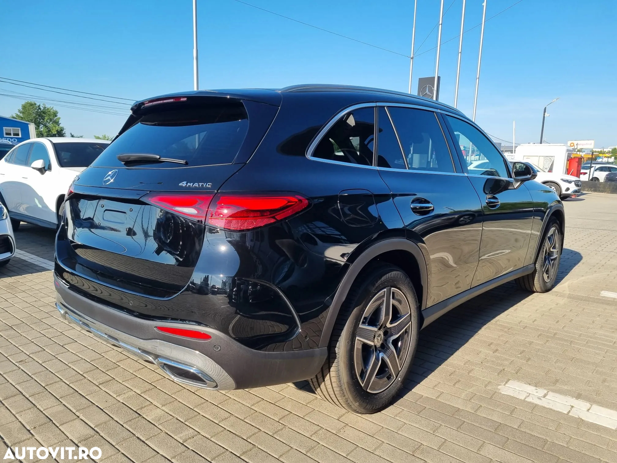 Mercedes-Benz GLC 220 d 4MATIC MHEV - 12