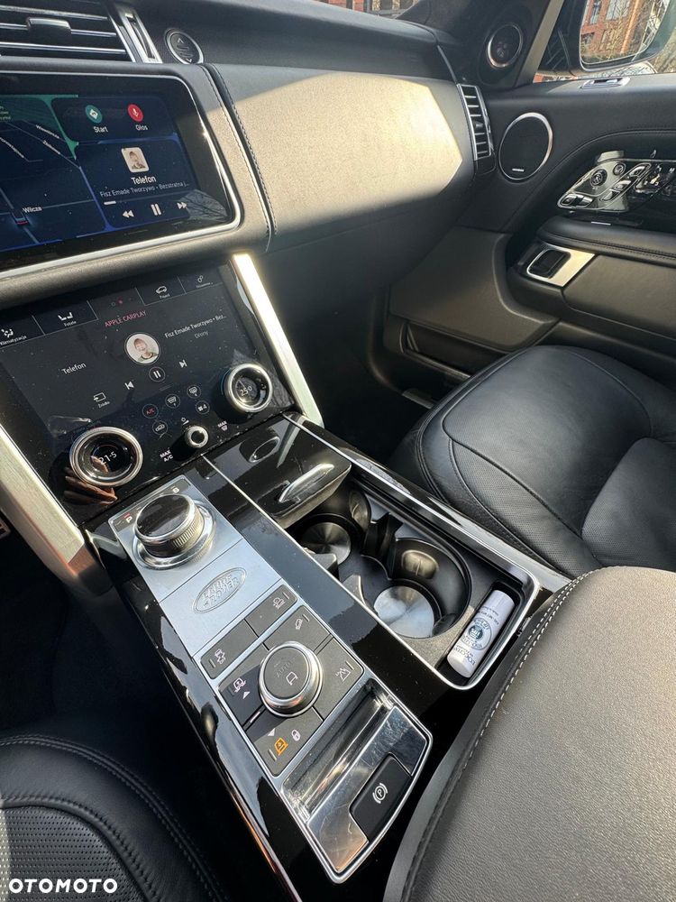 Land Rover Range Rover D300 Autobiography - 11