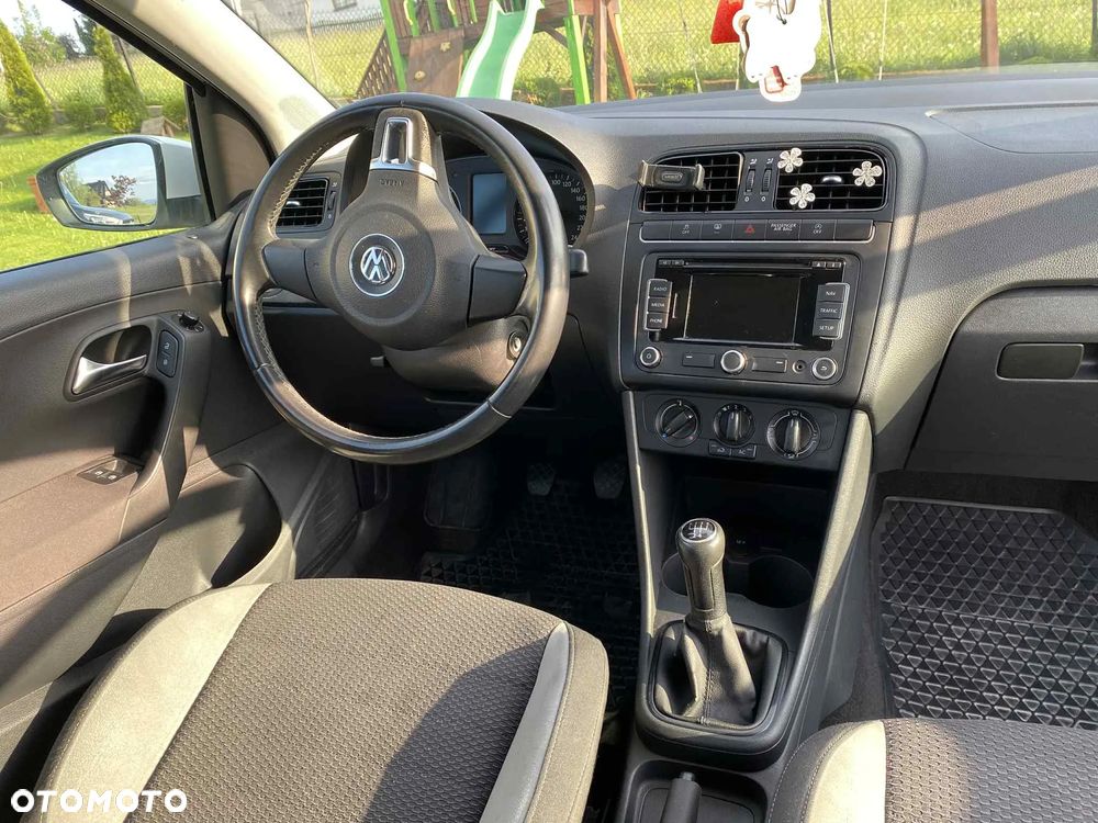 Volkswagen Polo - 9