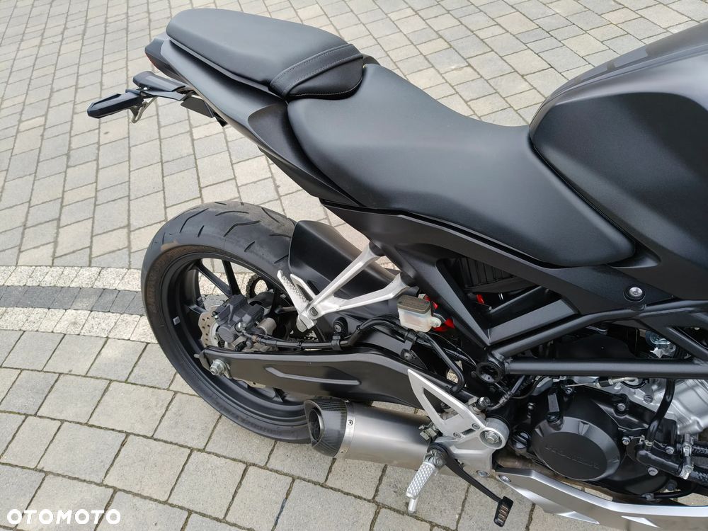 Honda CB - 9