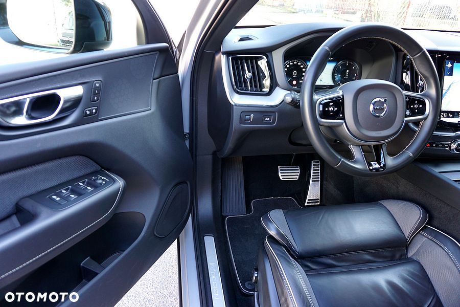 Volvo XC 60 D4 Geartronic RDesign - 20