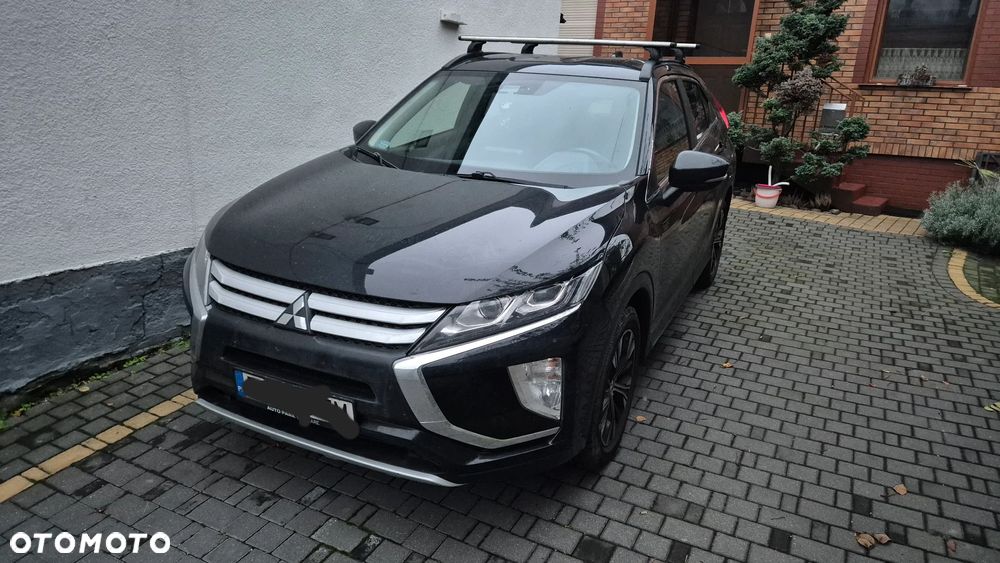 Mitsubishi Eclipse Cross 1.5 T Invite Plus - 1