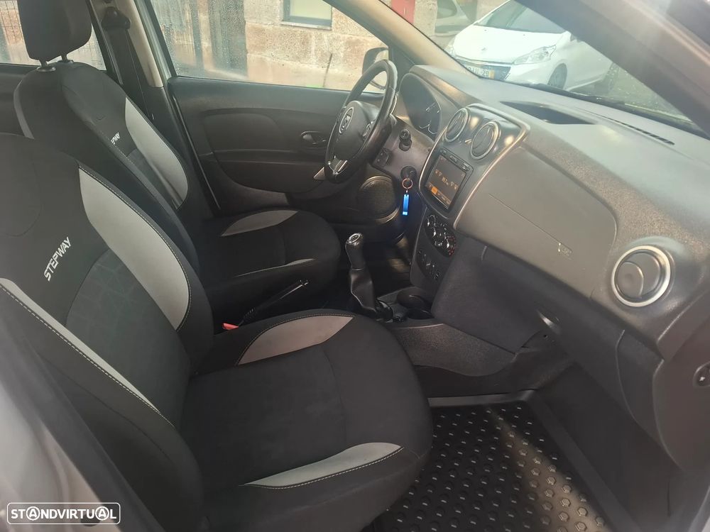 Dacia Sandero 1.5 dCi SL Stepway of Life - 9