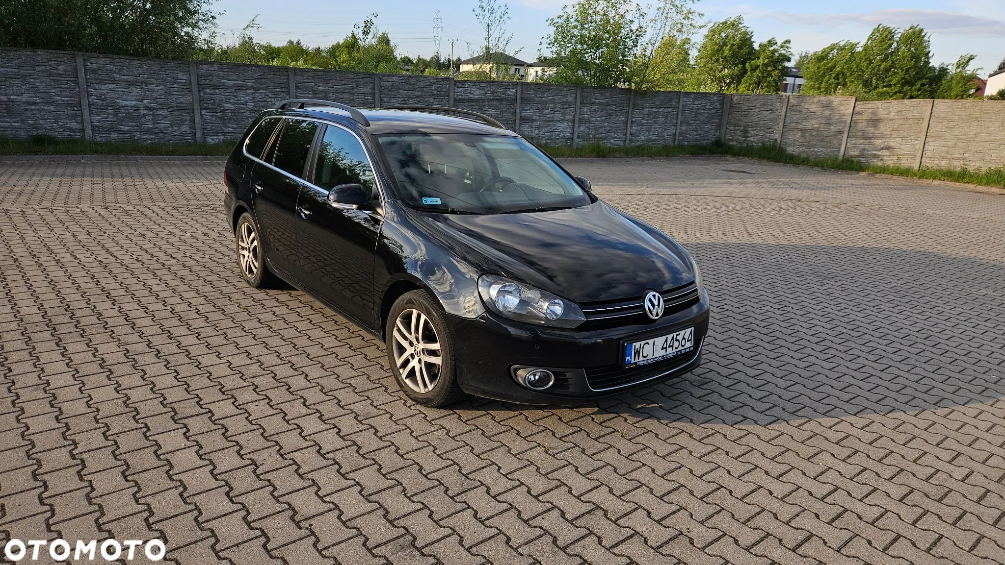Volkswagen Golf VI 1.6 TDI Highline - 1