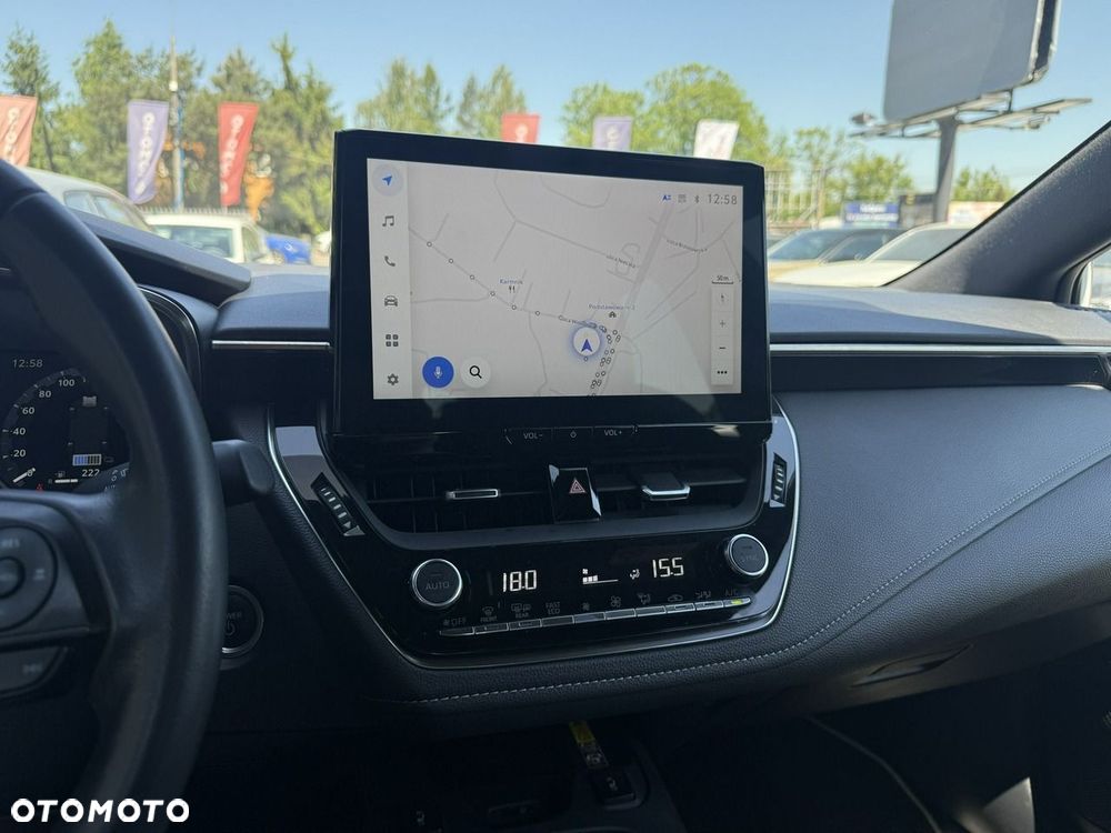 Toyota Corolla 1.8 Hybrid Executive - 23