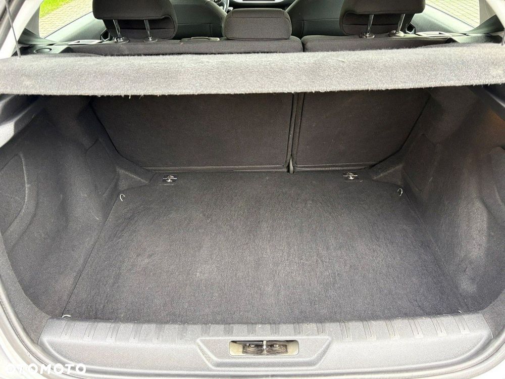 Peugeot 308 - 22