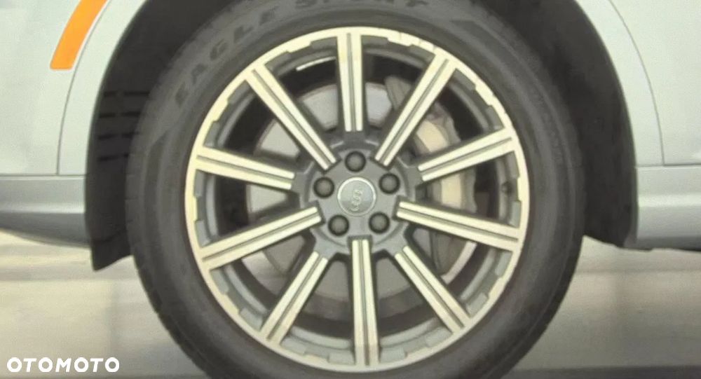 Audi Q7 - 15