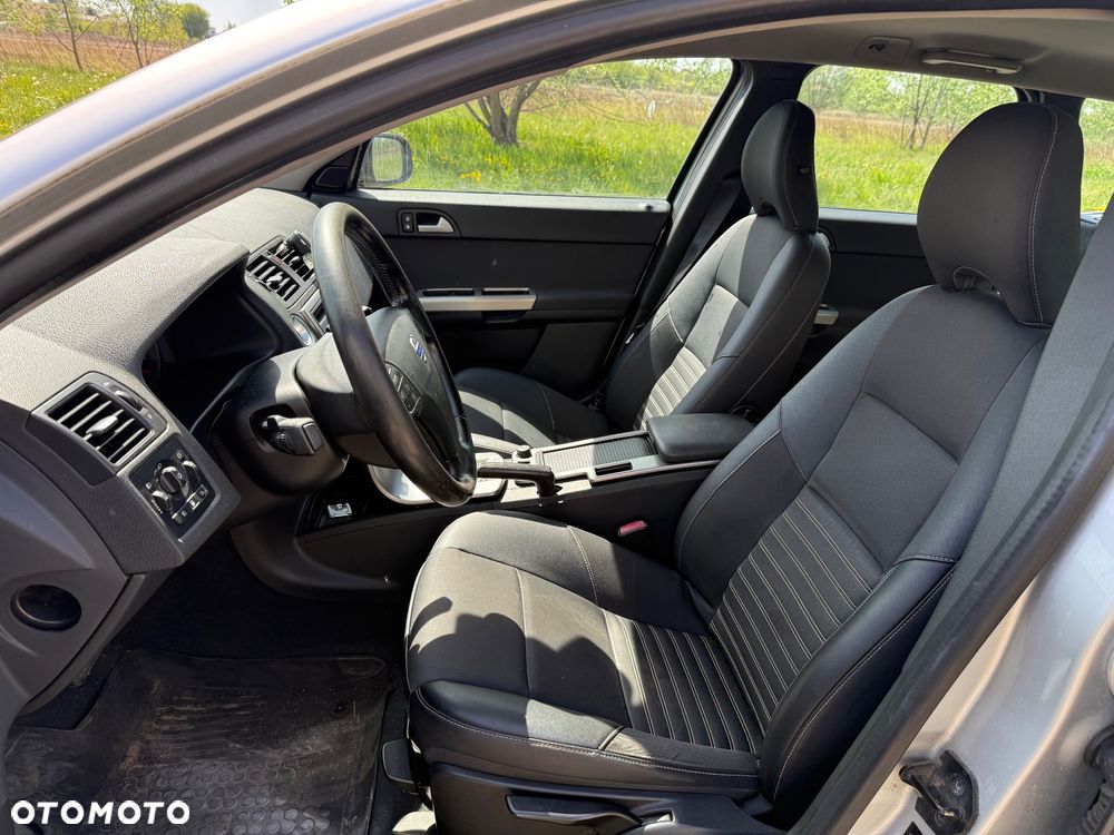 Volvo V50 - 5