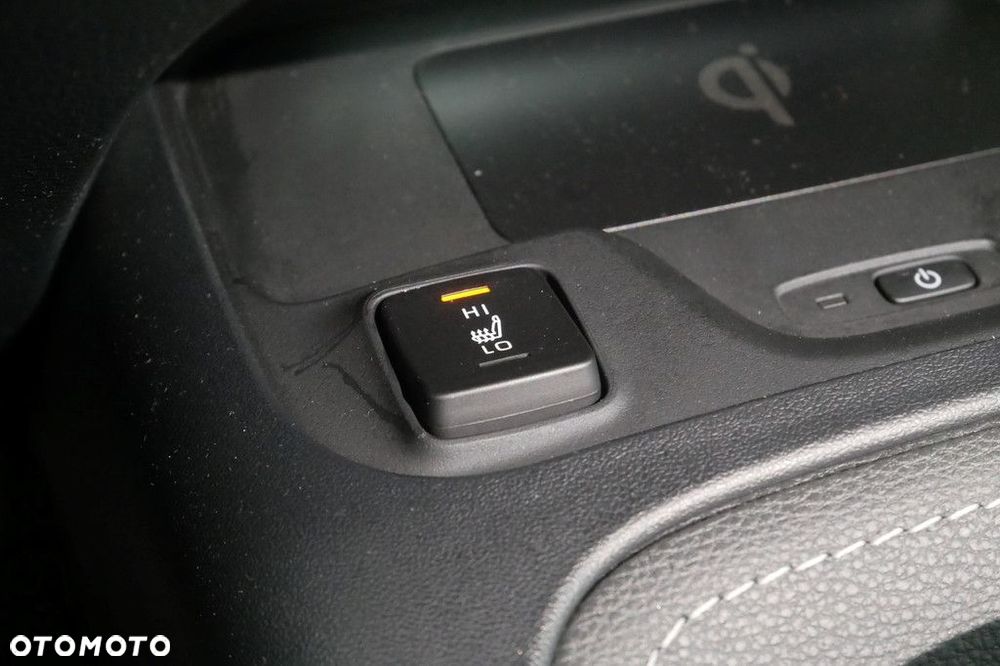 Toyota Corolla - 26