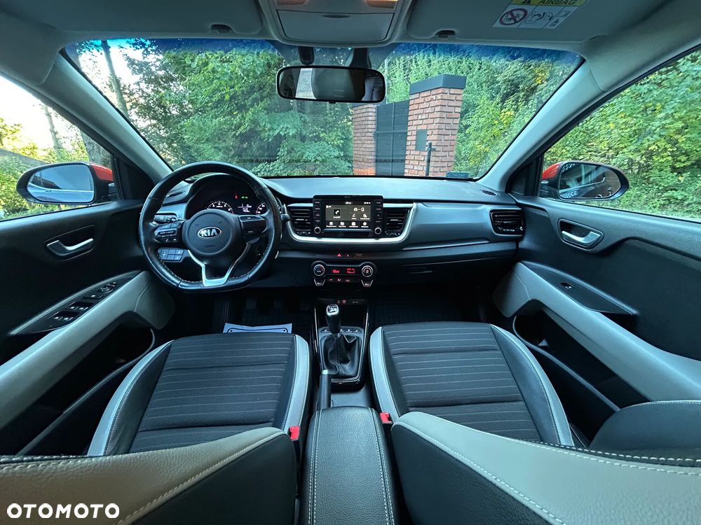 Kia Stonic - 10