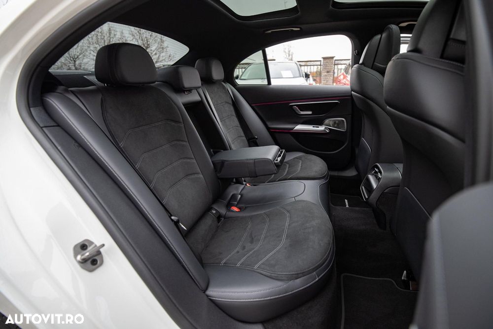 Mercedes-Benz E - 11