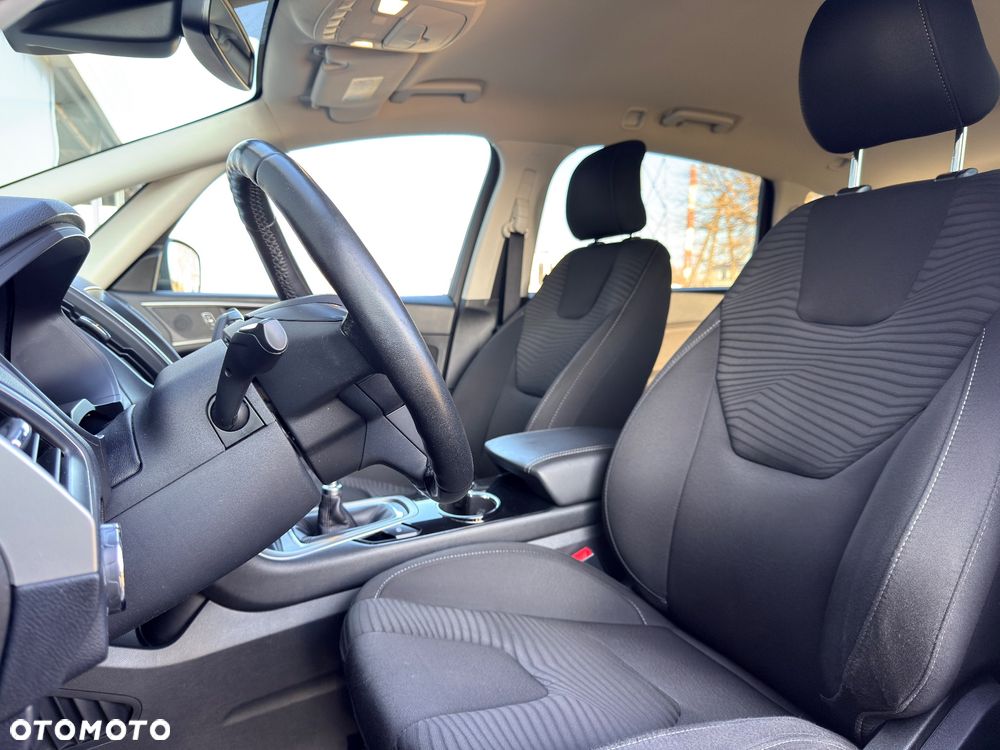 Ford S-Max 2.0 TDCi Trend - 16