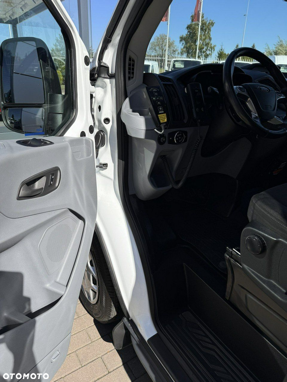 Ford Transit - 28