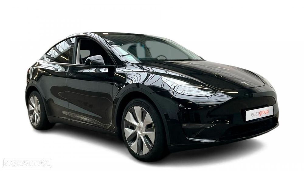 Tesla Model Y Long Range Dual Motor AWD - 1