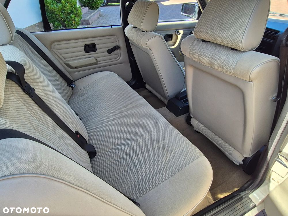 BMW Seria 3 - 23
