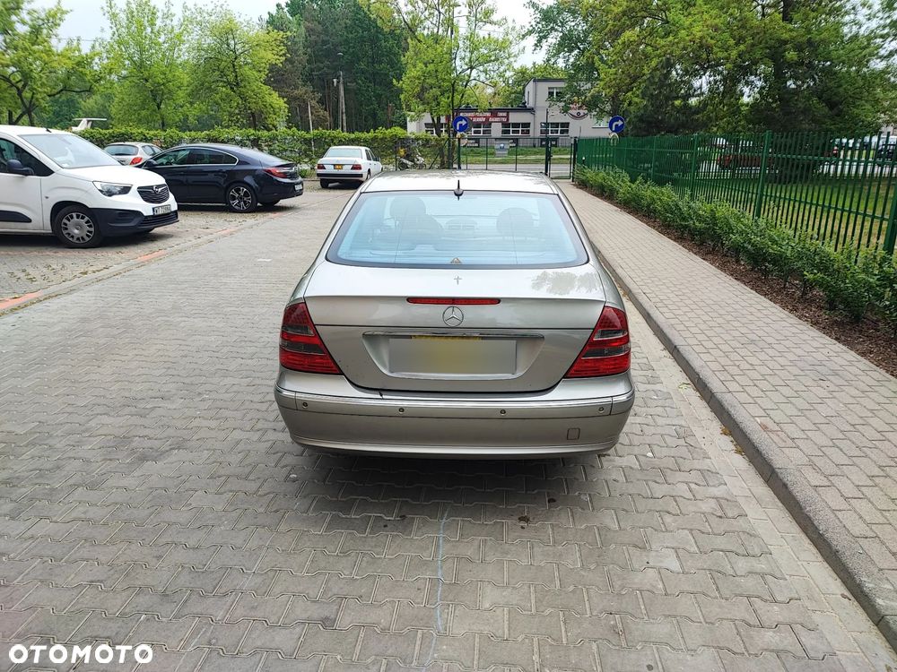 Mercedes-Benz Klasa E 200 CDI Automatik Avantgarde - 4