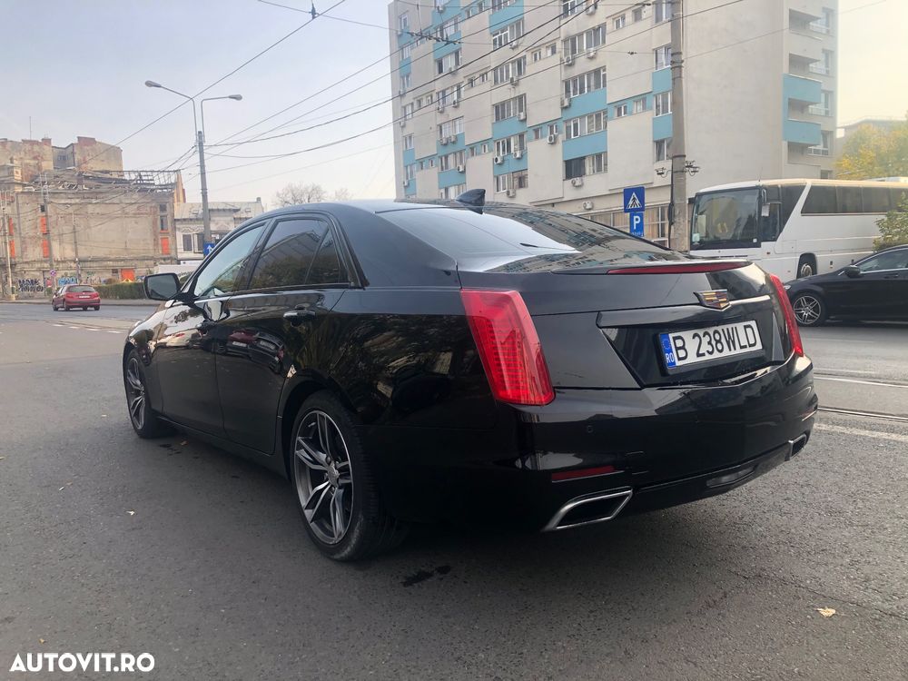 Cadillac CTS - 4