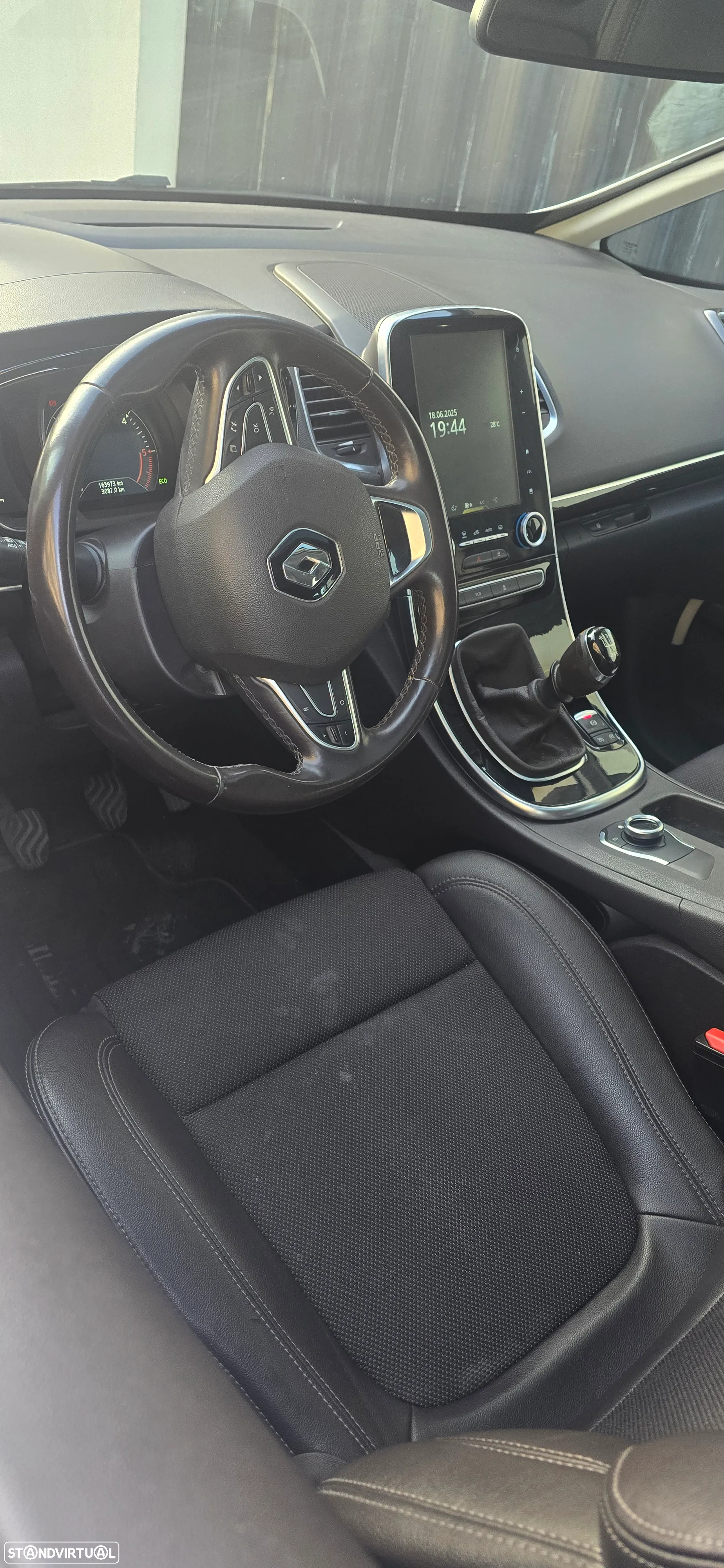 Renault Espace 1.6 dCi Zen - 7