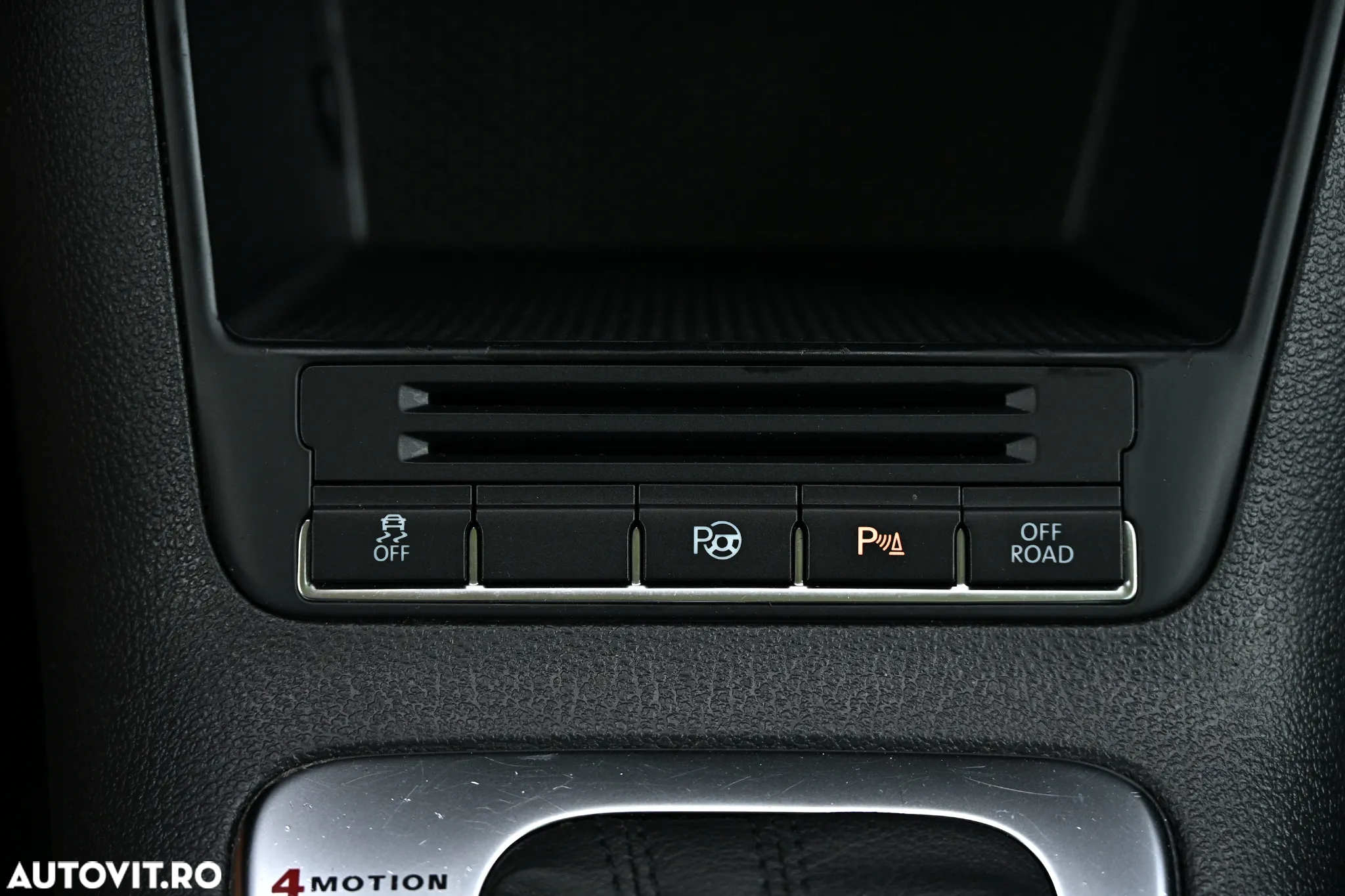 Volkswagen Tiguan 2.0 TDI 4Motion DSG Sport & Style - 28
